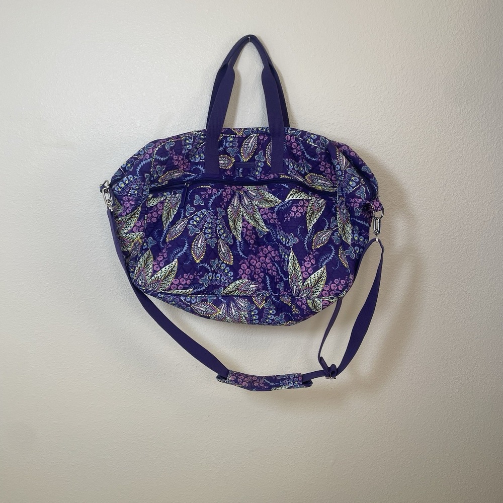 Vera Bradley‎ Medium Travel Carry On/Overnight Violet Floral Escape  With Strap